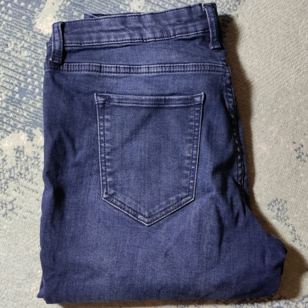Gap Legging Sculpted Womens Size 10/30R Dark Medium Wash Skinny Jeans